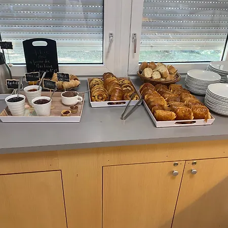 Pensión Centre De Cpcv Normandie A 50 Metres De La De