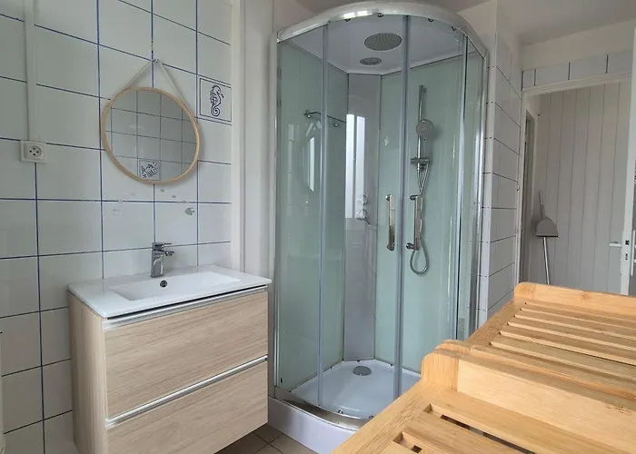 Centre De Cpcv Normandie A 50 Metres De La De Ульгат