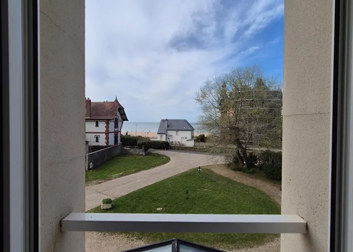 Gæstehus Centre De Cpcv Normandie A 50 Metres De La De 3*